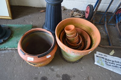 Lot 855 - MIXED LOT ASSORTED PLANT POTS