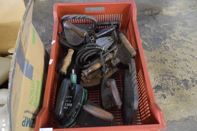 Lot 869 - COLLECTION OF VARIOUS MIXED BOX AND FLAT IRONS...