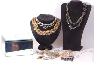 Lot 363 - Mixed Lot: a mirrored jewel box and contents...
