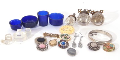 Lot 364 - Small box to include a hallmarked silver...