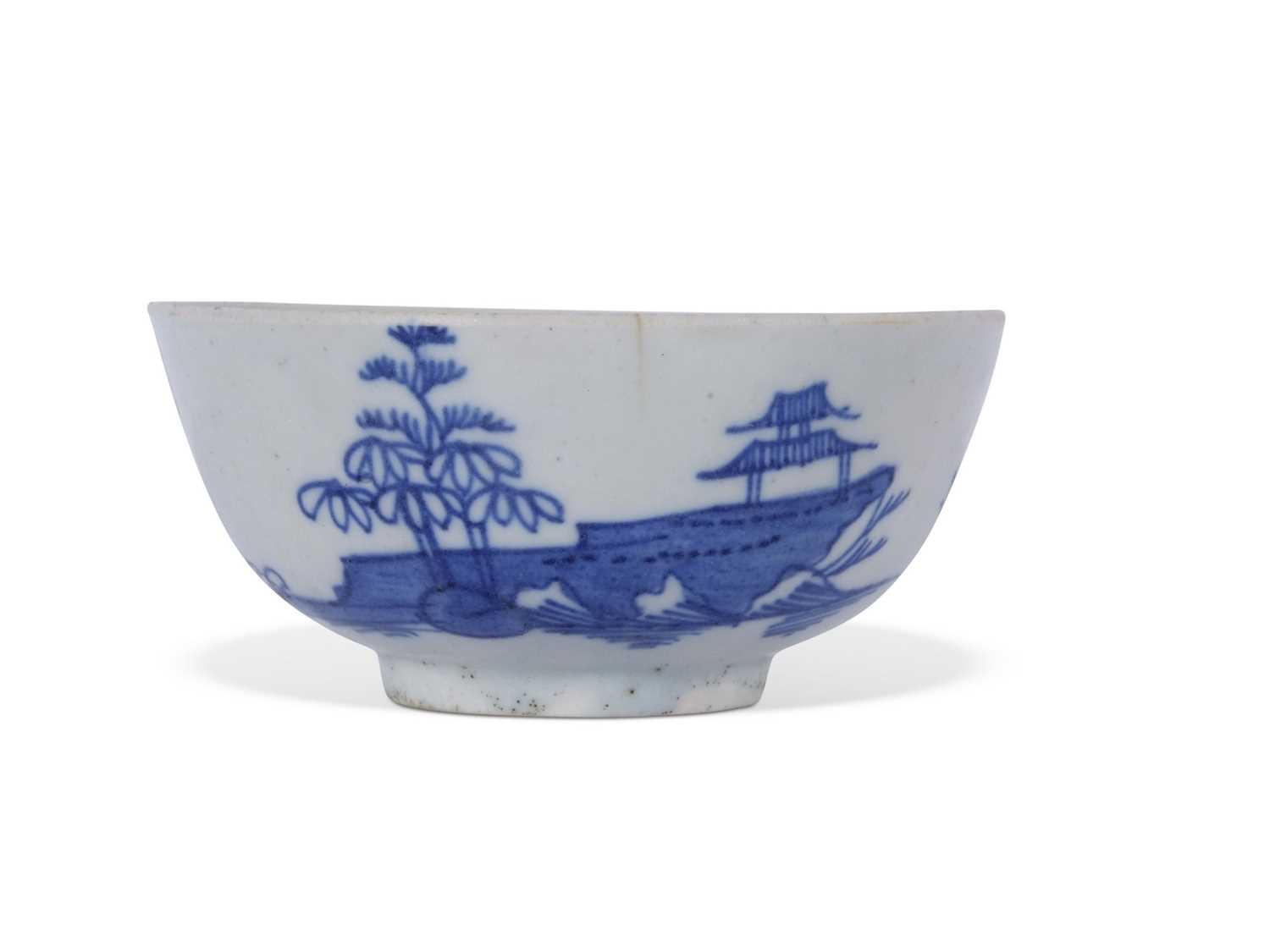 Lot 54 - Early Bow porcelain blue and white bowl circa...