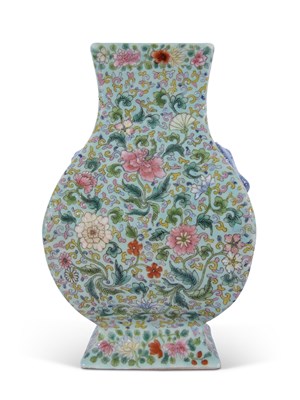 Lot 148 - Chinese porcelain millefleur vase of lobed...
