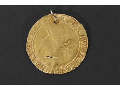 Lot 241 - James 1 (1619-1625) gold Unite coin, 3.6cm...