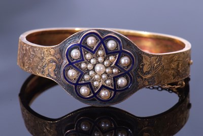 Lot 259a - Early 20th century enamel and seed pearl...