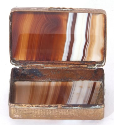 Lot 83 - Mixed lot: small banded agate and base metal...