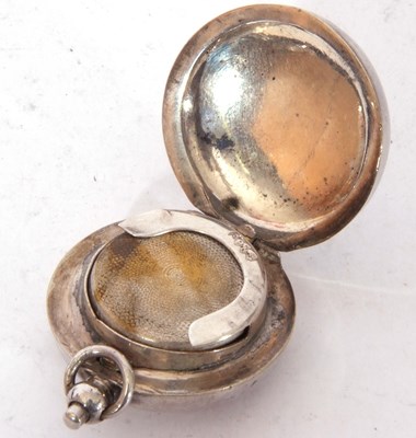 Lot 95 - Silver plated sovereign case with spring...