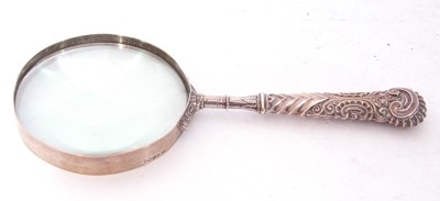 Lot 146 - Victorian silver mounted magnifying glass with...
