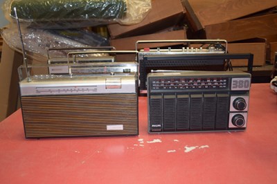 Lot 1 - MIXED LOT: 5 RADIOS TO INCLUDE: PHILIPS 380...