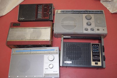 Lot 11 - MIXED LOT: 5 RADIOS TO INCLUDE: PHILIPS FOUR...