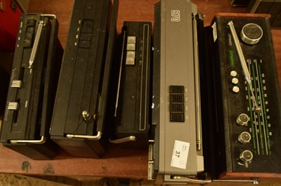 Lot 37 - MIXED LOT: 5 RADIOS TO INCLUDE: HACKER CONSORT...
