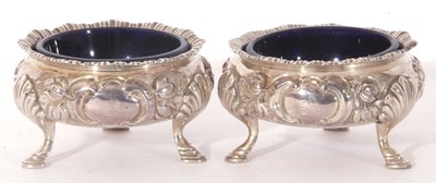 Lot 7 - Pair of Victorian silver cauldron salts,...