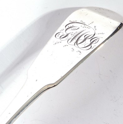Lot 78 - George III silver Fiddle pattern soup ladle of...