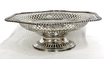 Lot 61 - Edward VII silver pencil dish of scalloped...