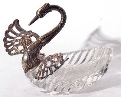 Lot 79 - 20th century silver mounted and cut glass pin...