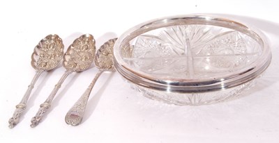 Lot 212 - Vintage cut glass hors d'oeuvres dish with...