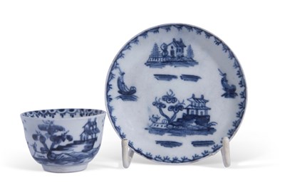Lot 116 - Lowestoft Porcelain Toy Teabowl and Saucer c.1765