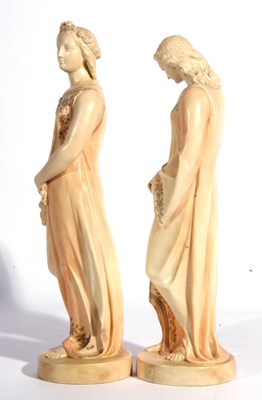 Lot 61 - Pair of early 20th century Royal Worcester...