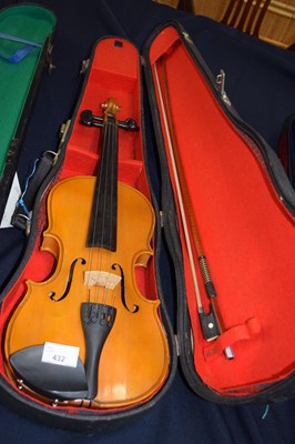 Lot 432 - Stentor Student 2 violin, in case