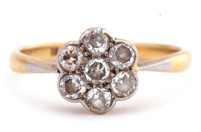 Lot 3 - Antique diamond cluster ring with seven old...