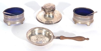 Lot 51 - Mixed Lot: Small silver encased capstan...