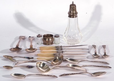 Lot 177 - Mixed Lot: pair of George IV sauce ladles in...