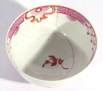 Lot 91 - Lowestoft Porcelain Deer Park Bowl