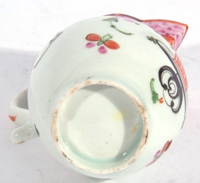 Lot 106 - Lowestoft Porcelain Sparrowbeak Creamer