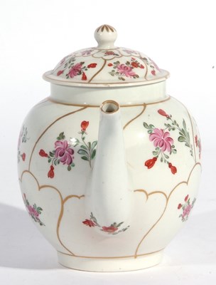 Lot 84 - A rare Lowestoft porcelain teapot c.1775 from...