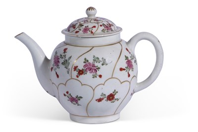 Lot 84 - A rare Lowestoft porcelain teapot c.1775 from...