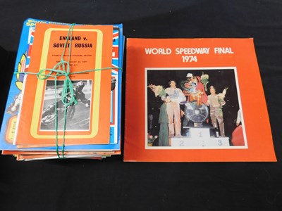 Lot 352 - Box: good quantity World Speedway Final...