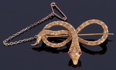 Lot 358 - Vintage serpent brooch, the head features two...