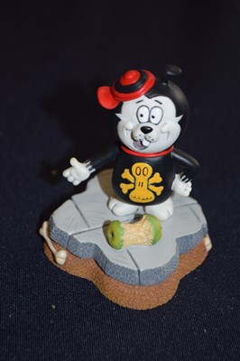 Lot 49 - Robert Harrop Designs 2005 Beano Dandy Pup...