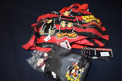 Lot 91 - 3 Dennis the Menace collecters items to...