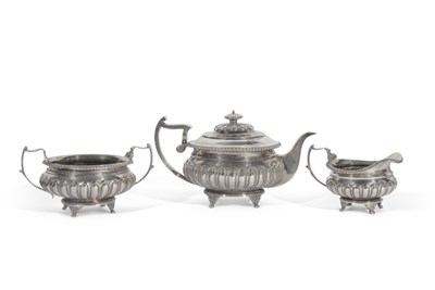 Lot 267 - George III Scottish silver tea set of...
