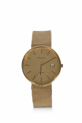 Lot 199 - A 9ct gold Bulova quartz wristwatch, the...
