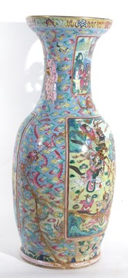 Lot 189 - Monumental Chinese Hall Vase