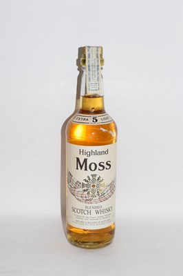 Lot 135 - 1 bt Hightland Moss blended Scotch Whisky