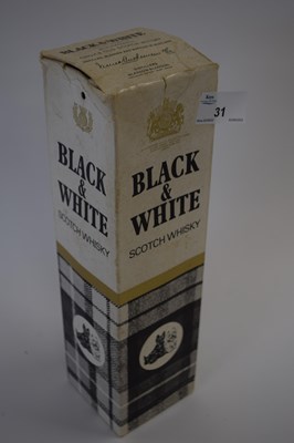 Lot 31 - 1 BOTTLE OF BLACK AND WHITE WHISKY (BOXED)