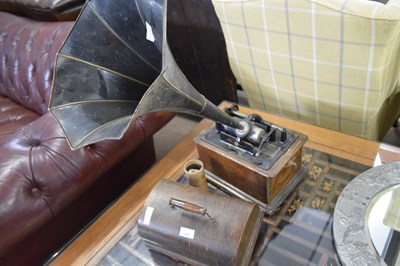 Lot 299 - Edison Standard Phonograph in oak case,...