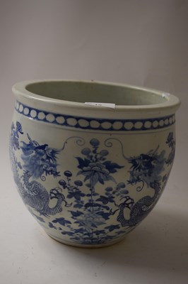 Lot 15 - 20TH CENTURY CHINESE BLUE AND WHITE JARDINIERE