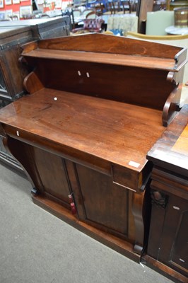 Lot 301 - William IV or early Victorian mahogany...