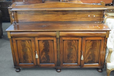 Lot 246 - Large William IV or early Victorian mahogany...