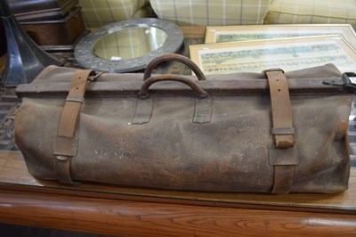 Lot 375 - Large brown leather Gladstone type bag, 92cm long