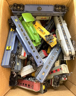 Lot 36 - A large box of assorted 00 gauge railway train...