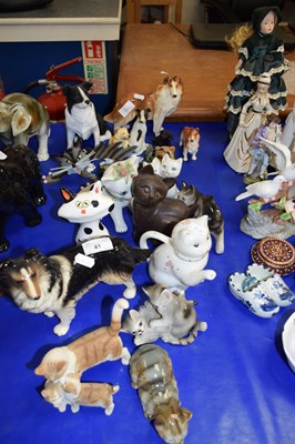 Lot 41 - COLLECTION OF VARIOUS CAT AND DOG ORNAMENTS
