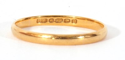 Lot 38 - 22ct gold wedding ring, of plain polished...