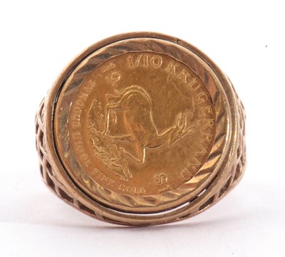 Lot 40 - 1/10 Krugerrand coin dated 1981 in a 9ct gold...