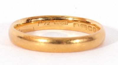 Lot 43 - 22ct gold wedding ring, Birmingham 1929,...