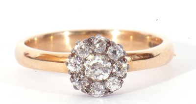 Lot 45 - Old cut diamond cluster ring, a flowerhead...