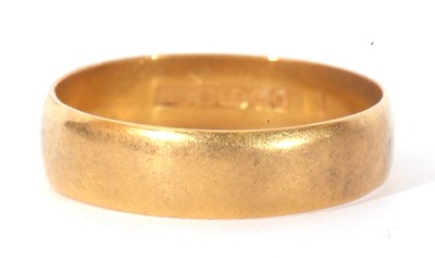 Lot 119 - 22ct gold wedding ring of plain polished...